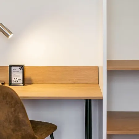 Home Out Rooms & Apartments