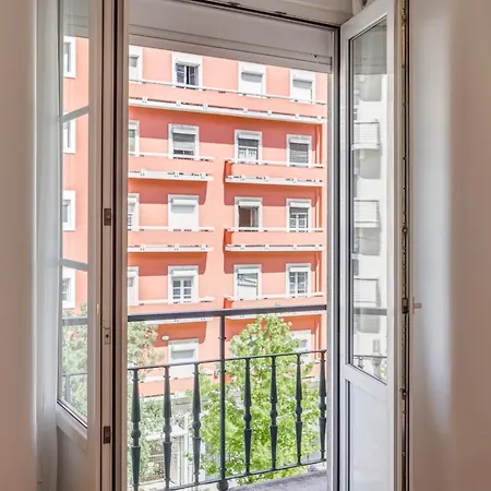 Home Out Rooms & Apartments Apartment