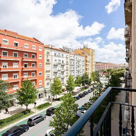 Home Out Rooms & Apartments Apartment *