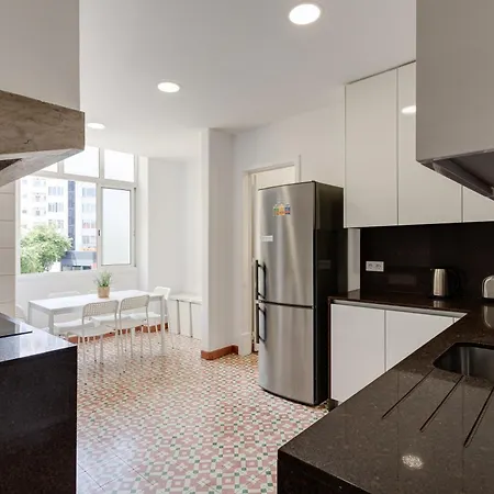 Apartment Home Out Rooms & Apartments *