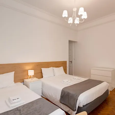 Home Out Rooms & Apartments Apartment *