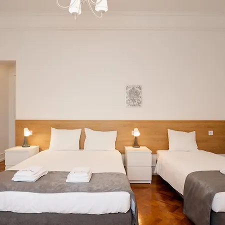 Home Out Rooms & Apartments Apartment Lisbon