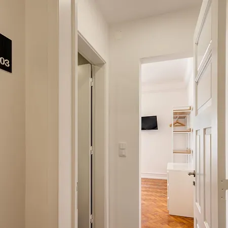 Home Out Rooms & Apartments Lisbon