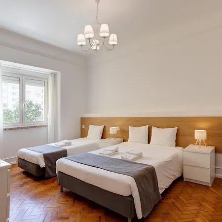 Apartment Home Out Rooms & Apartments Lisbon