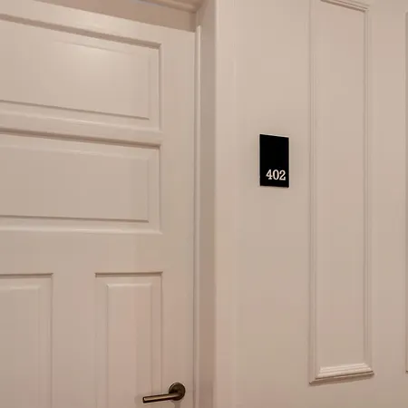 Home Out Rooms & Apartments * Lisbon