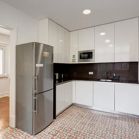 Home Out Rooms & Apartments