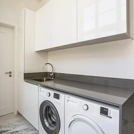 Home Out Rooms & Apartments Apartment