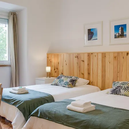 Home Out Rooms & Apartments