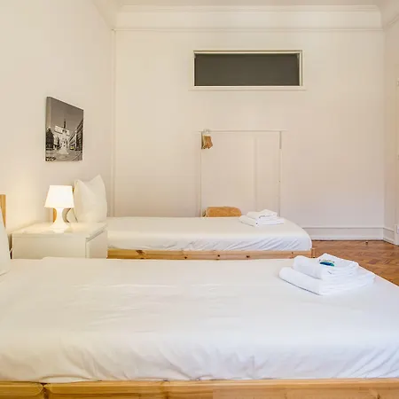 Home Out Rooms & Apartments Apartment *