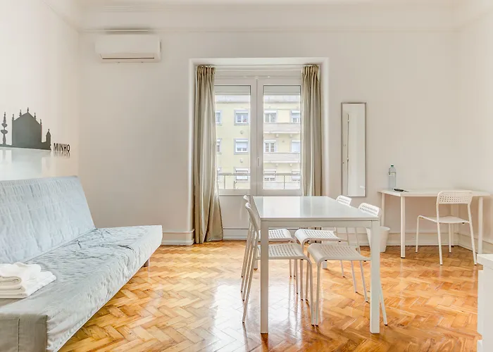 דירה Out & ליסבון