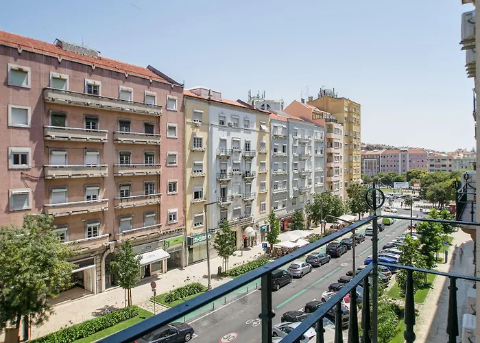 דירה Out & ליסבון