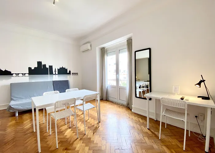 Out & דירה ליסבון